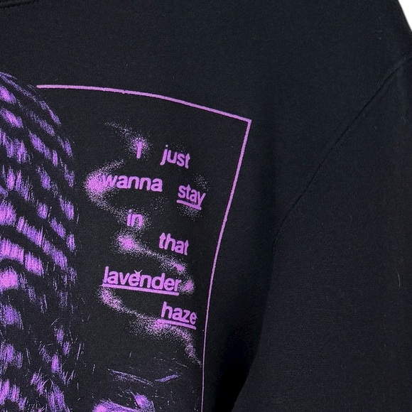 Taylor Swift The Eras Tour I Just Want To Stay Crewneck, Lavender Haze, Size M - Picture 3 of 5